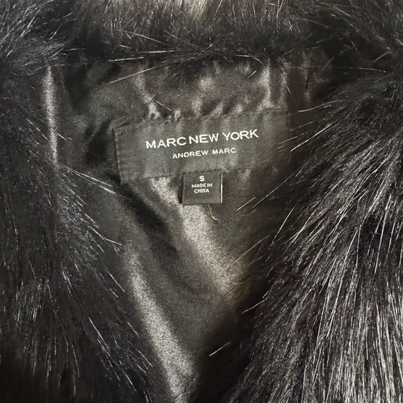 Black Faux Fur Fringe Vest - Picture 4 of 4